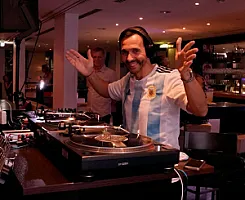 Tangobar - Bild 3