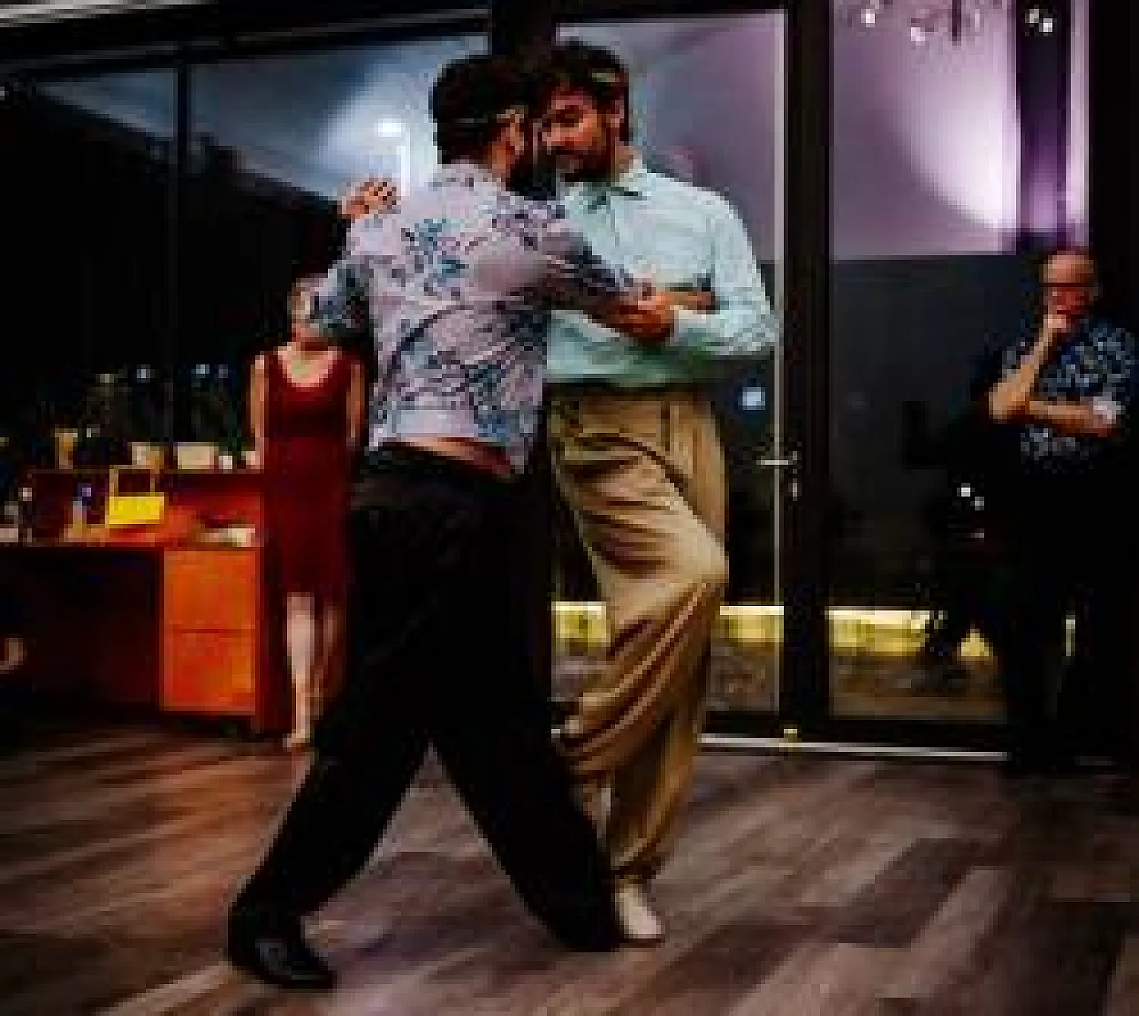 TANGO BOOST WEEKEND – mit Vincent Hodin (FR) LILLIS⎻BALLROOM Role switch Flow – Rollen flüssig wechseln